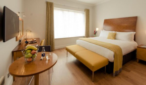 Отель PREMIER SUITES PLUS Dublin, Leeson Street  Дублин